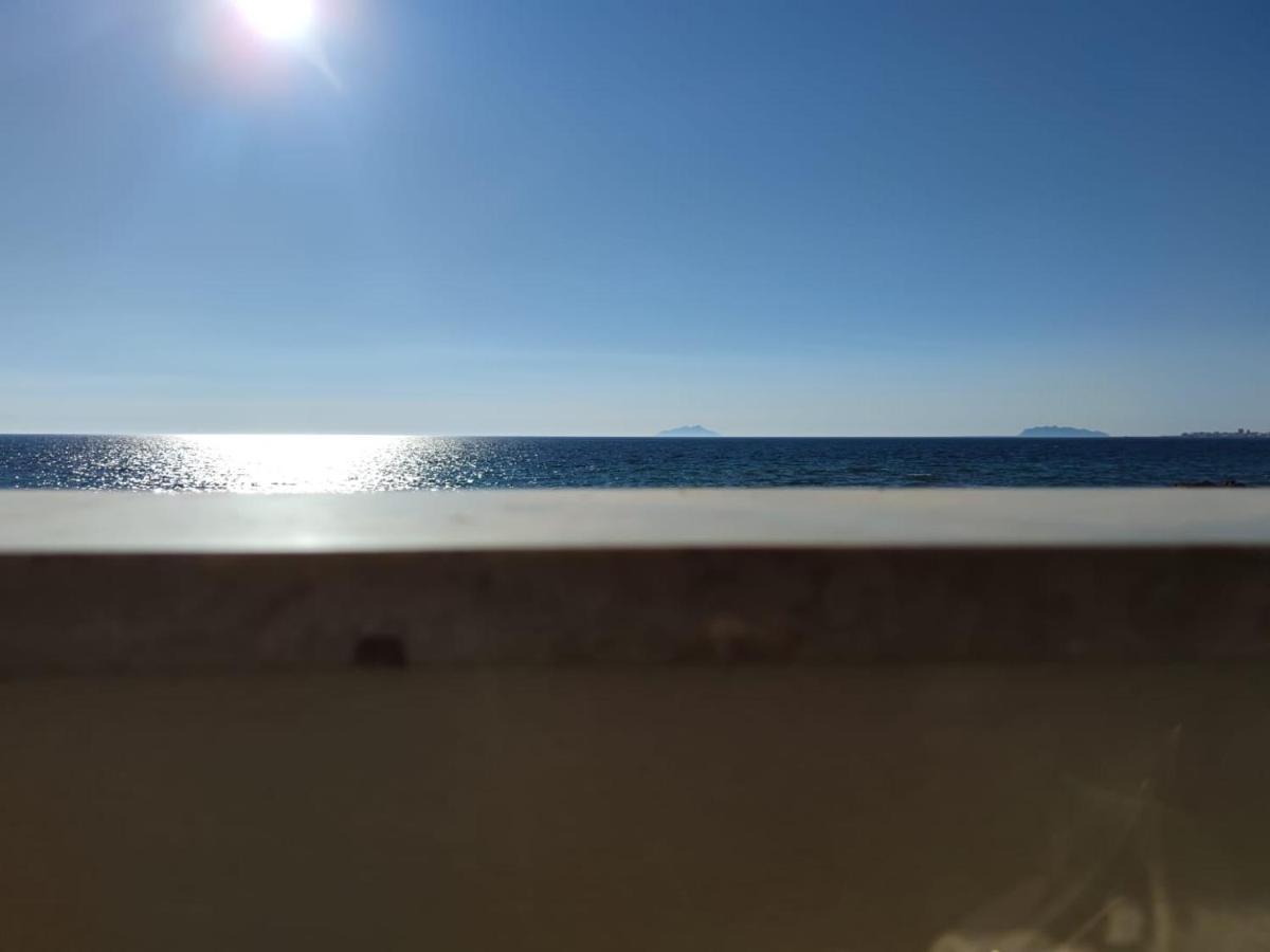 I Venti Di Maggio Apartment Марсала Екстериор снимка